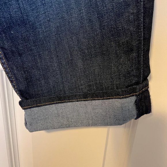 Denim Shorts by Hudson size 30 with cuffed bottoms - Picture 5 of 5